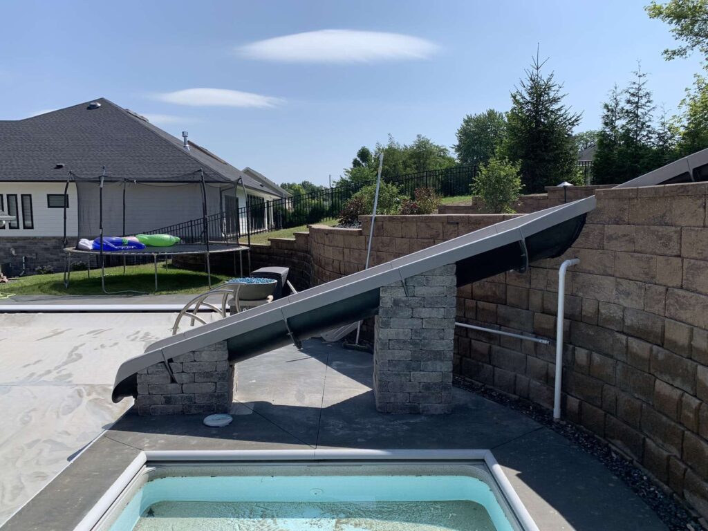 Retaining wall and Concrete